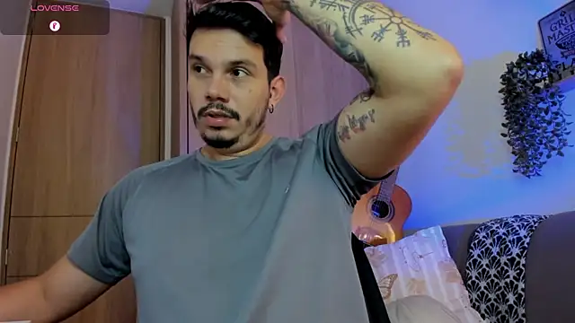 alejandro_stark 웹캠 쇼