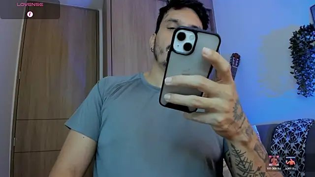 Webkamerová show alejandro_stark