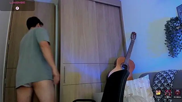 alejandro_stark's Webcam Show