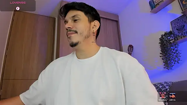 alejandro_stark's Webcam Show