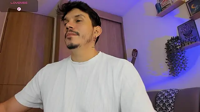 alejandro_stark webcam show