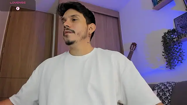 הופעת וובקאם של alejandro_stark