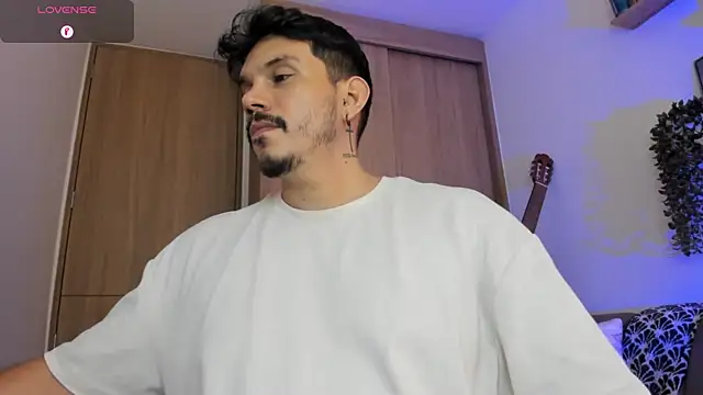 alejandro_starkのウェブカメラショー