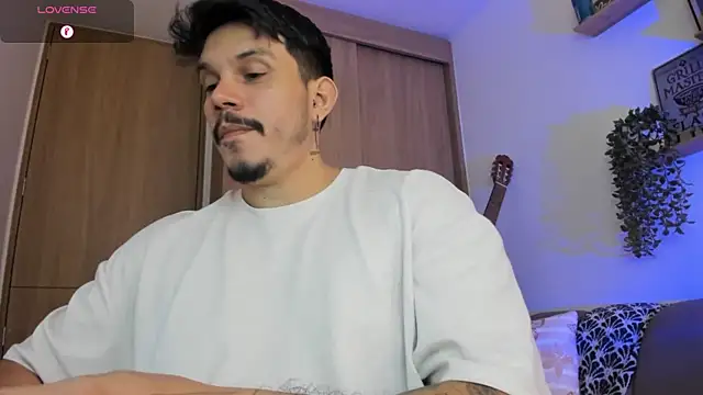 alejandro_stark Шоу с уебкамера