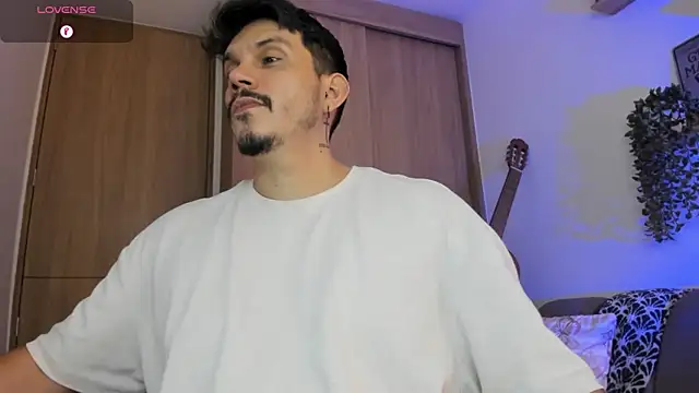 Webkamerová show alejandro_stark