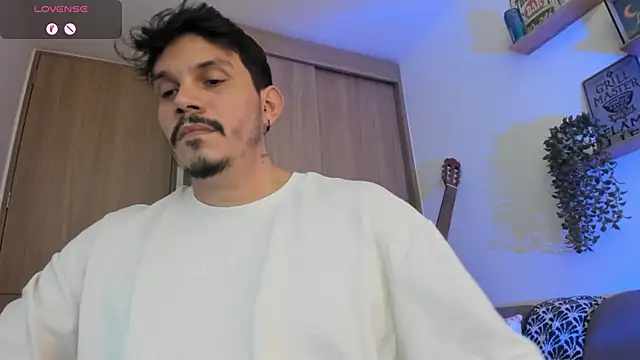 alejandro_stark's Webcam Show