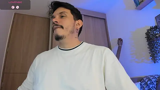 Webkamerová show alejandro_stark