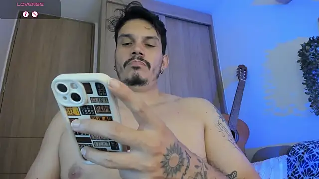 alejandro_stark: вебкам-шоу
