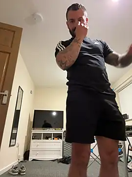 TattooGuy88 Webcamshow