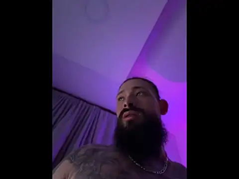 queenryan Webcamshow