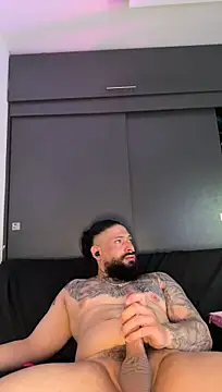 Show modela queenryan na web-kameri