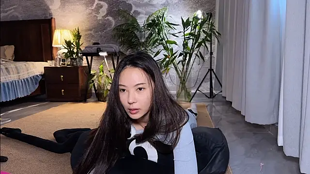 meowLili 网络视讯表演