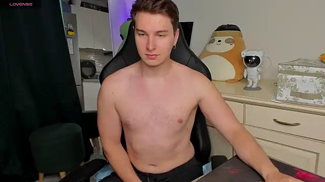 Vincent_Strong Adlı Modelin Web Kamerası Şovu