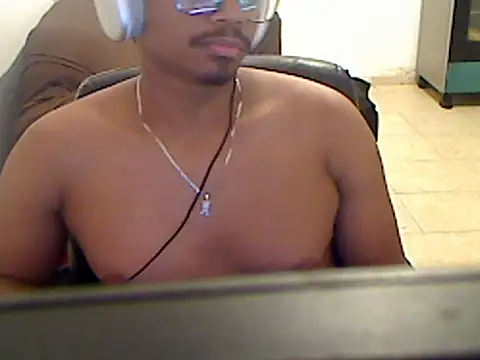 Gigachatx's Webcam Show
