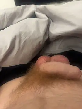 Gayginger86: διαδικτυακό σόου στην κάμερα