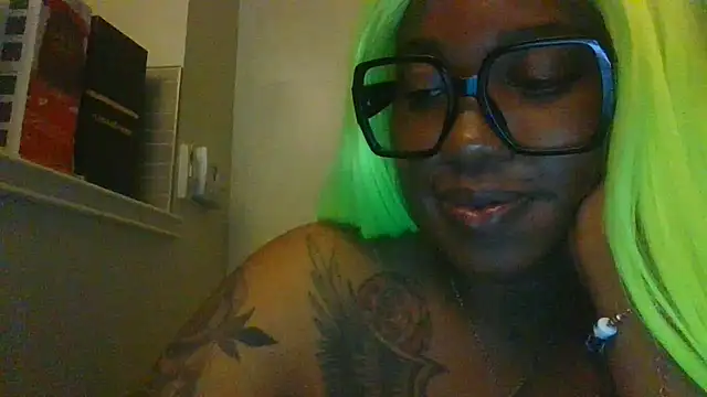 Chat XXX en directo de ShaBrimDaPornstar