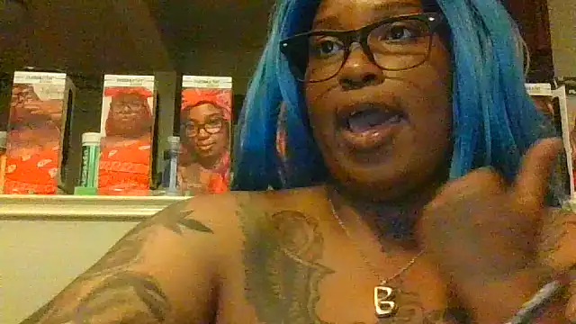 ShaBrimDaPornstar Show in webcam