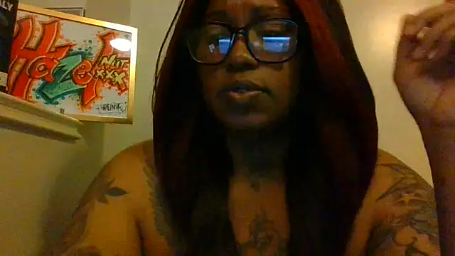 ShaBrimDaPornstar Show in webcam