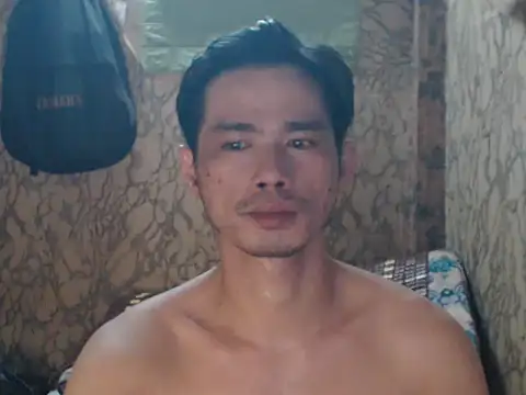 philip_azn Show Webcam