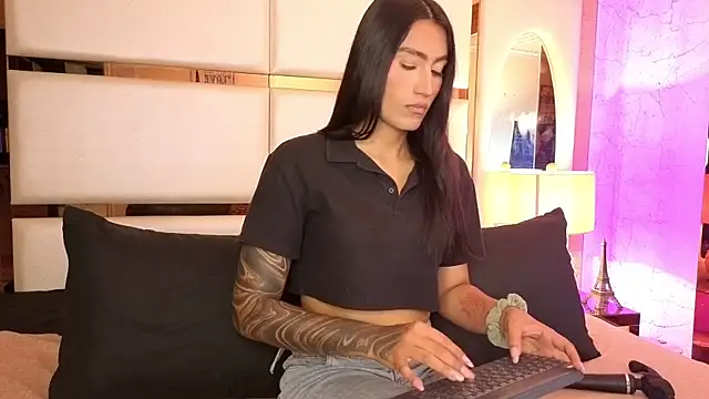 Taly_Fox Adlı Modelin Web Kamerası Şovu