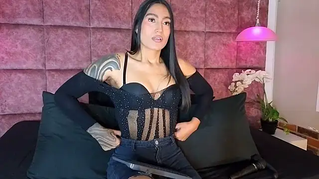 Taly_Fox's Webcam Show