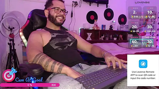 Xein_WoIf Show in webcam