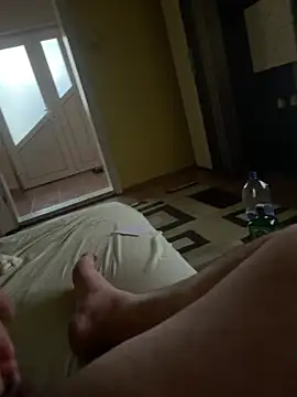 Cristipopoviciのウェブカメラショー