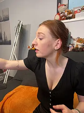 Онлайн чат XXX FinaFoxy