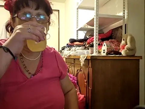 Samantha_Squirt@xh Шоу с уебкамера