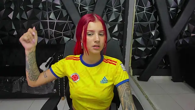Chat +18 de CinthiaCollins ao vivo