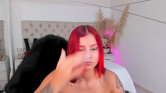CinthiaCollins' Live Chat Room