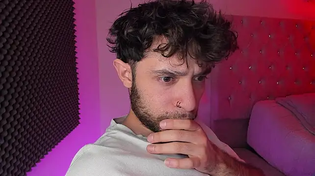 AbbyAndChris2: απευθείας συνομιλία ΧΧΧ
