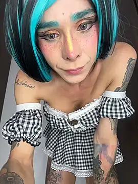 Pokazy przed kamerką – Mydreams69
