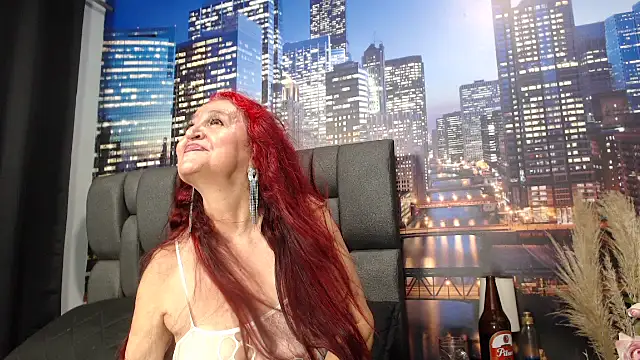 Lucy_mature8 网络视讯表演