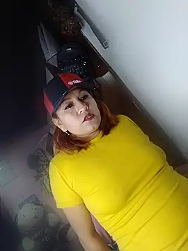 Chat +18 de Victoria_Caruso ao vivo