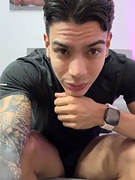 BrayaanFit 网络视讯表演