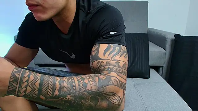 BrayaanFit Show Webcam