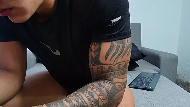 BrayaanFit 网络视讯表演