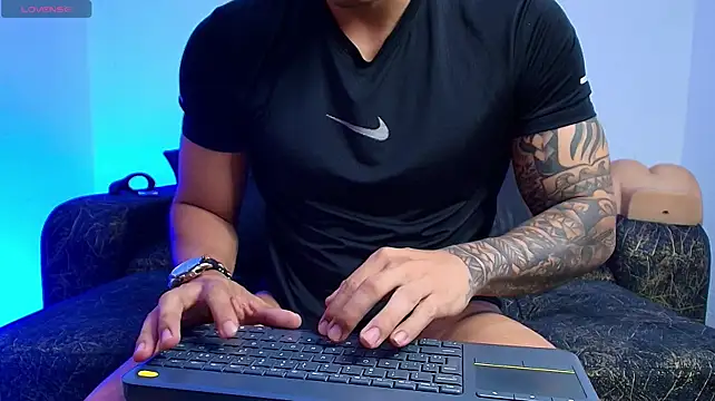 BrayaanFit Show Webcam