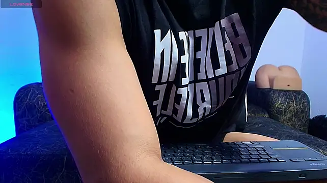 Pokazy przed kamerką – BrayaanFit