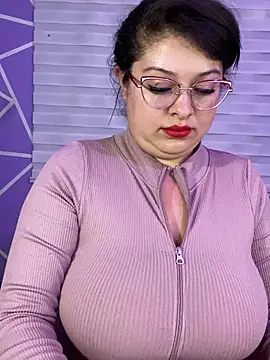 Sala de chat ao vivo de MiiaaJoness