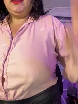 MiiaaJoness – Naživo XXX chat
