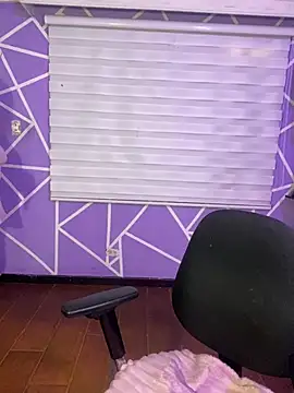 MiiaaJoness live XXX chat