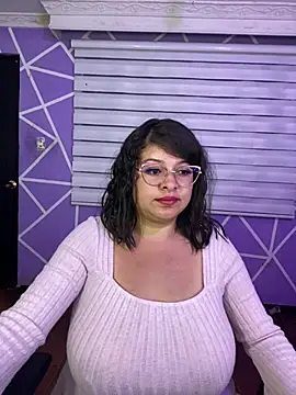 MiiaaJoness Шоу с уебкамера