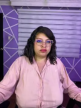 Show de MiiaaJoness na webcam