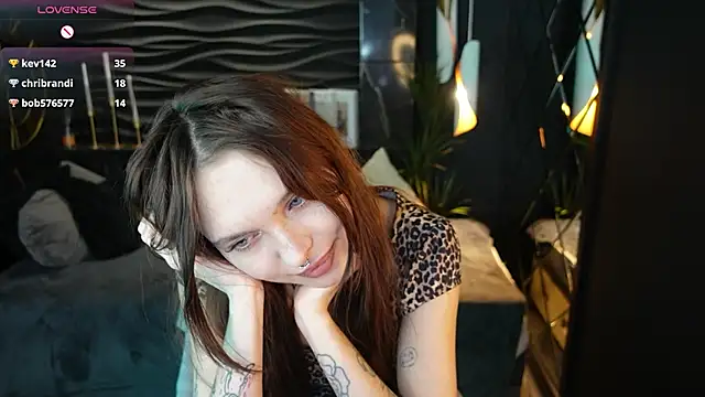 ChloeSunny's Live XXX Chat