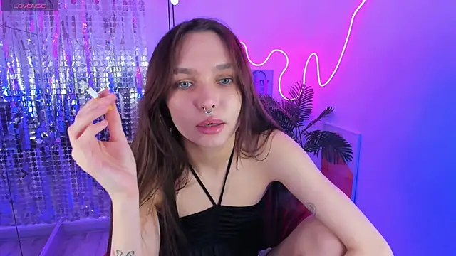 Chatroom XXX en direct de ChloeSunny