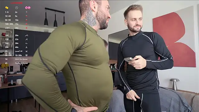 הופעת וובקאם של enjoy_me