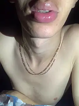 Chatroom XXX en direct de MiroKari2