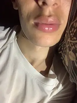 MiroKari2 Webcam show